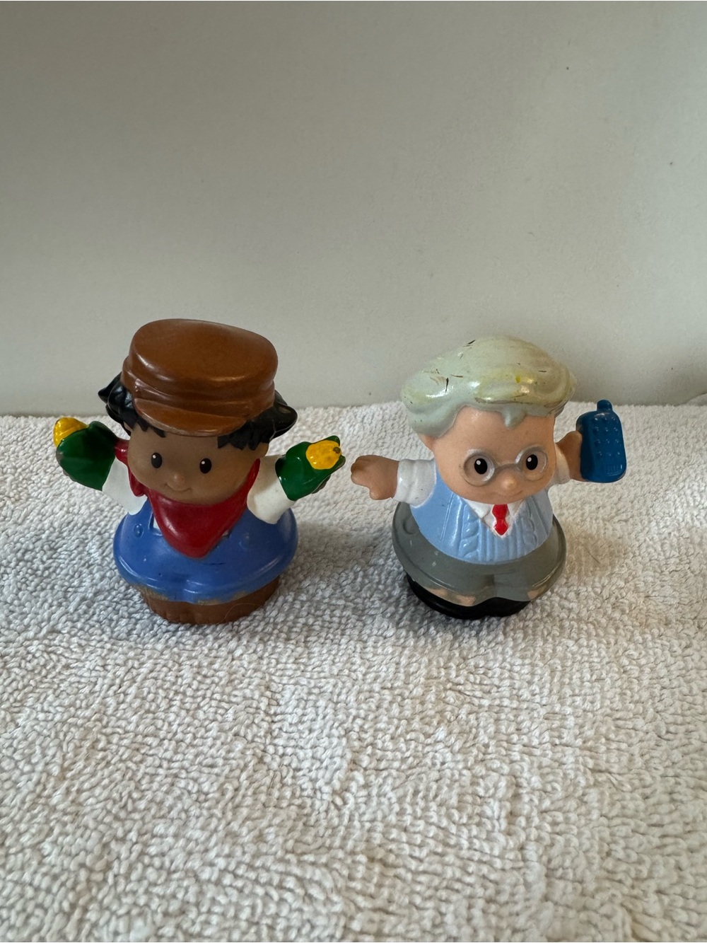 Vintage Fisher Price 2001 Little People Grandpa and Farmer